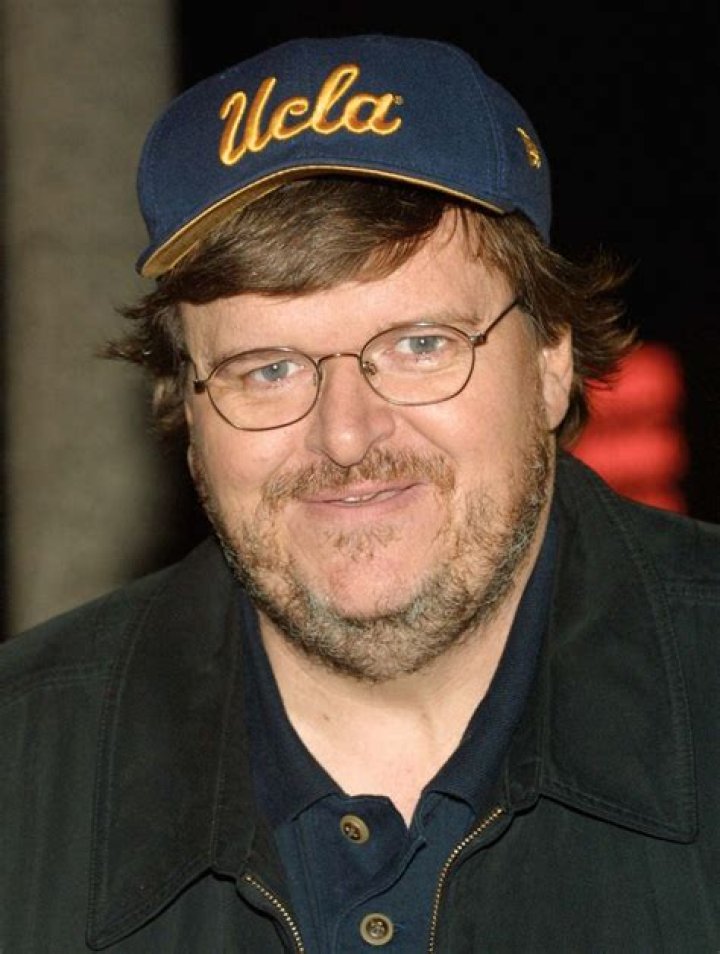 Michael Moore Biography - Facts, Childhood, Family Life & Achievements
