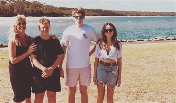 Milly Alcock family, boyfriend, children, parents, siblings