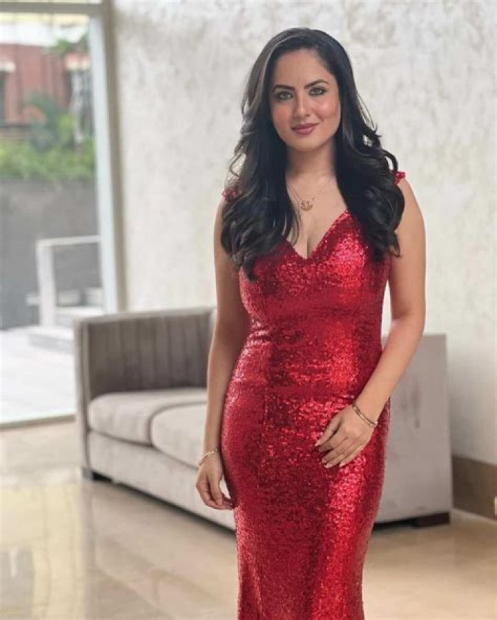 Miss Pooja Height, Weight, Net Worth, Age, Birthday, Wikipedia, Who, Instagram, Biography