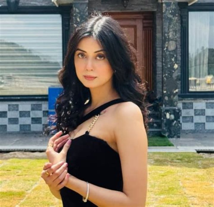 Molina Sodhi [Model] Biography, Marriage, Family, Age & More