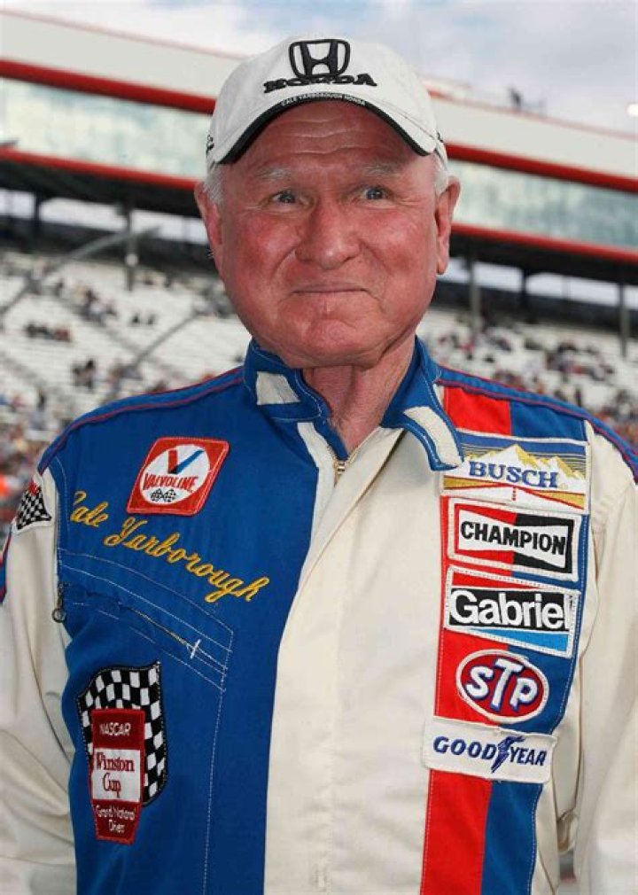 NASCAR legendary racer Cale Yarborough Net-Worth