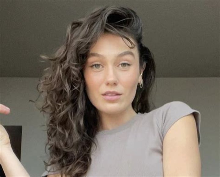 Aubrey Paige in Bathing Suit Says "FriYAY" — Celebwell