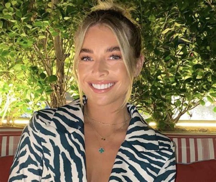 Cam Reading in Bathing Suit Has a "Boat Day" — Celebwell