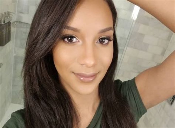 Chantel Everett in Bathing Suit is "Beautiful" — Celebwell