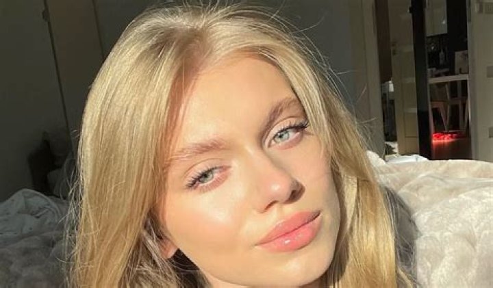 Dominika Wysocka in Bathing Suit is "Having Our Best Time" — Celebwell