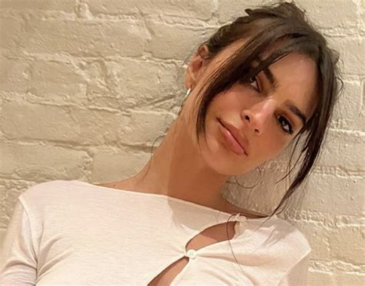 Emily Ratajkowski Shares Swimsuit Photo From the Legs Down