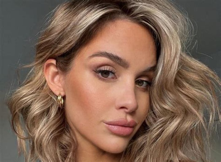 Emily Shak in Bathing Suit is "So Perfect" — Celebwell