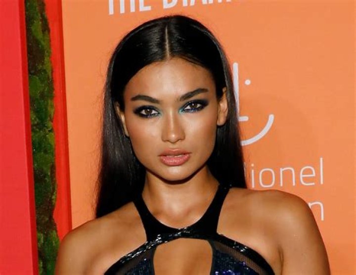Kelly Gale in Bathing Suit Says "Drip, Drip, Drip" — Celebwell