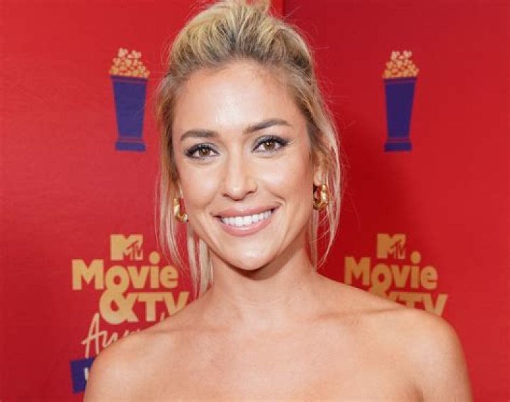 Kristin Cavallari in Bathing Suit is "Proud of My Body" — Celebwell
