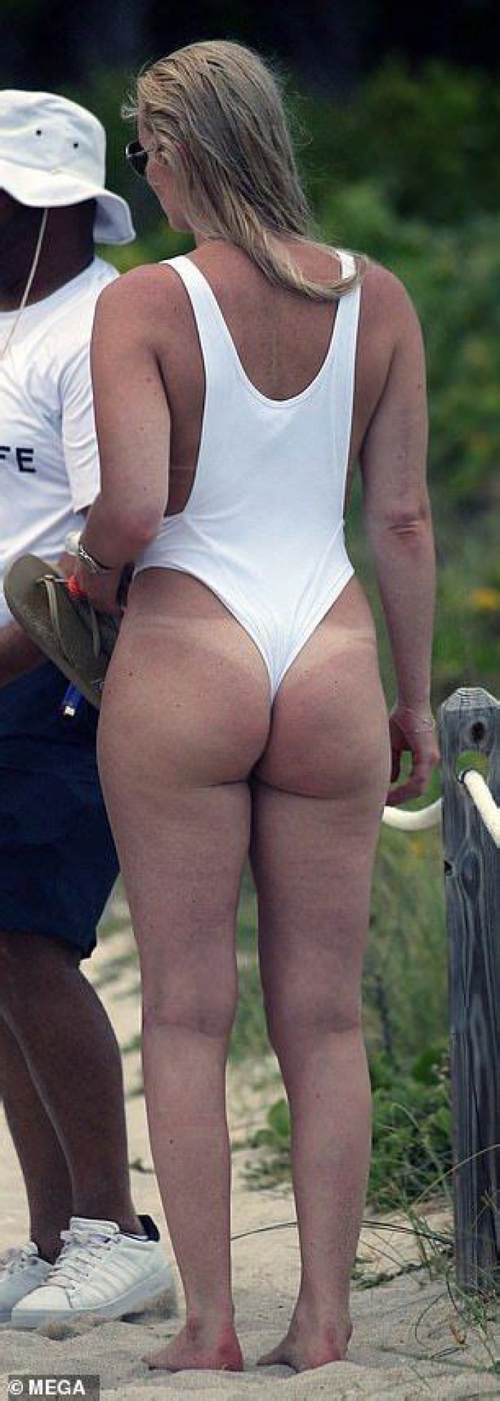 Lindsey Vonn in Bathing Suit is "Seriously Excited" — Celebwell