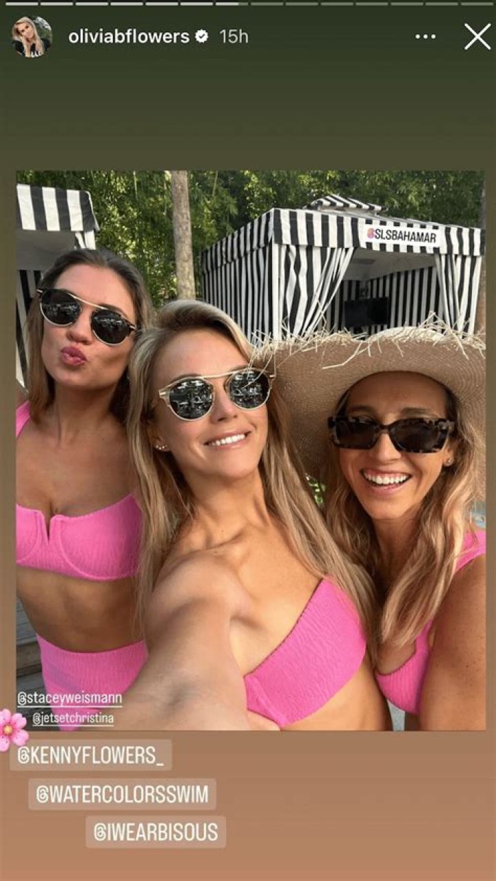 Olivia B. Flowers in Bathing Suit Has Fun With "the Ladies" — Celebwell