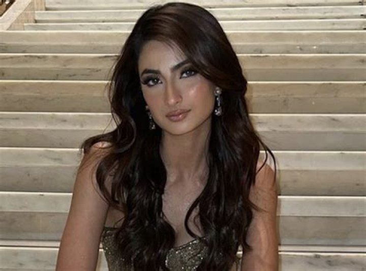 Palak Tiwari in Bathing Suit Shares a Special Shot — Celebwell