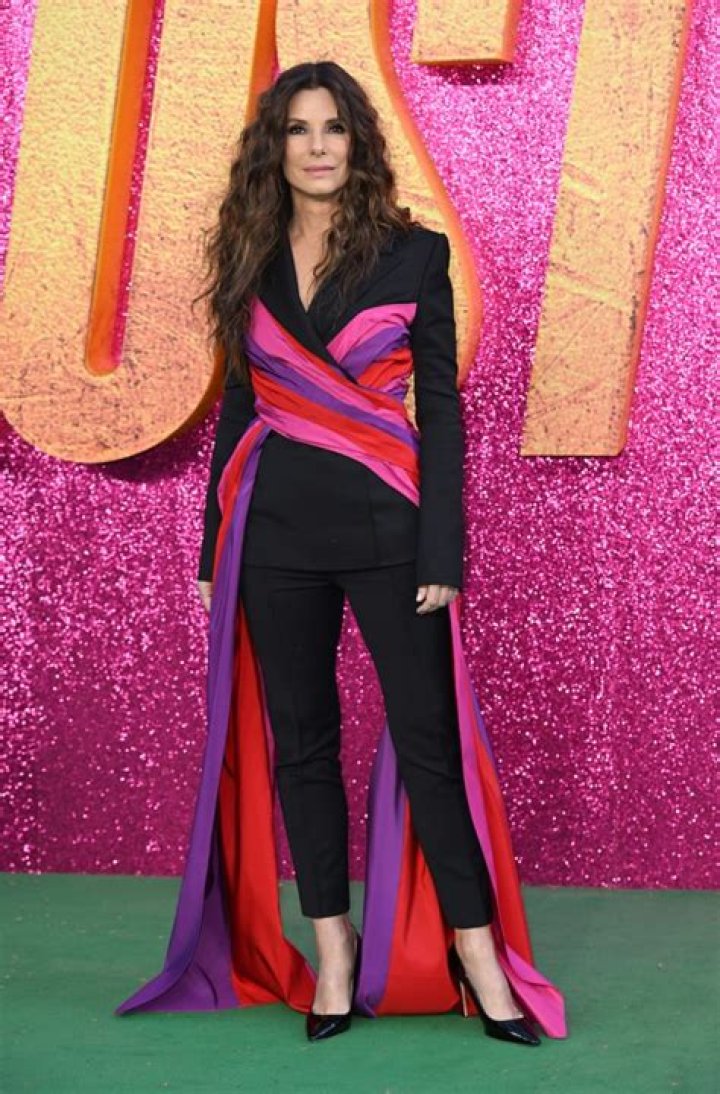 How Sandra Bullock Got Fit Enough For That Jumpsuit In Lost City — Celebwell