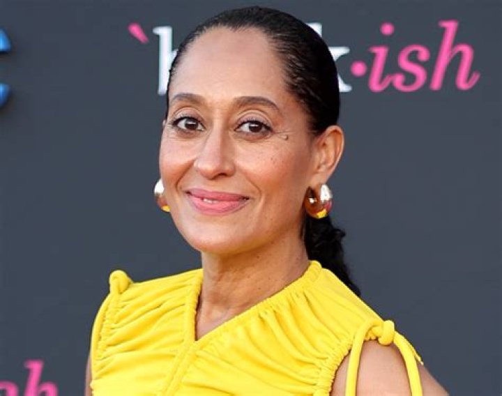 Tracee Ellis Ross in Bathing Suit Shows Off "FAUX LOCS in the Vineyard" — Celebwell