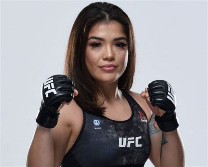 Tracy Cortez in Bathing Suit Has "BIG Sagittarius Energy" — Celebwell