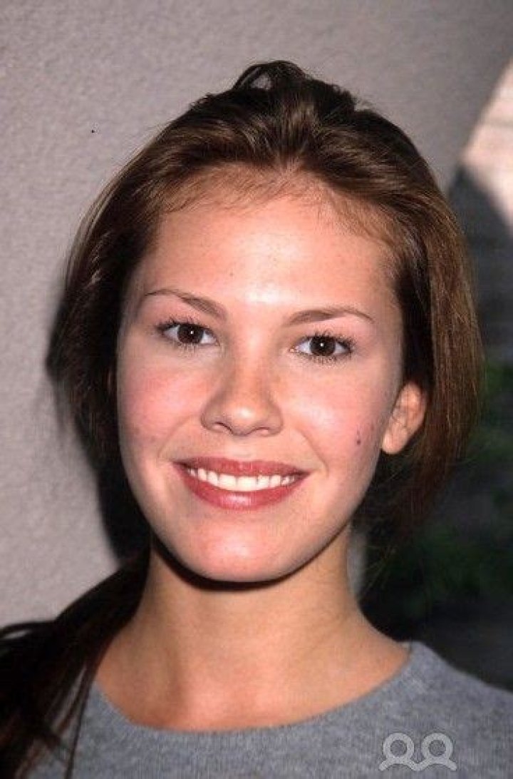 Nikki Cox Bra Size, Age, Weight, Height, Measurements