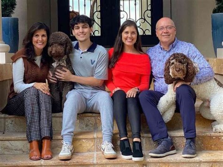 Nikki Haley family, husband, children, parents, siblings