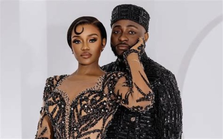 
“No Don’t Record Us She Said” – Tunde Ednut Gushes Over New Lovely Video Of Chioma And Davido 