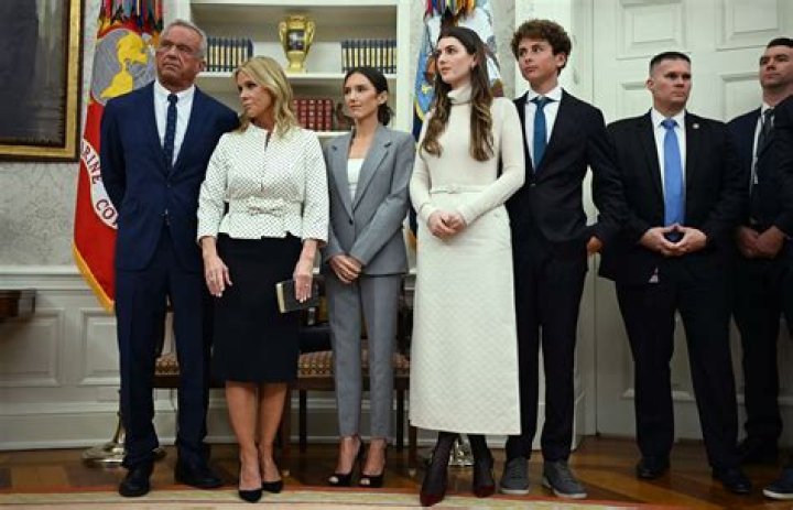 Nyheim Hines family, wife, children, parents, siblings