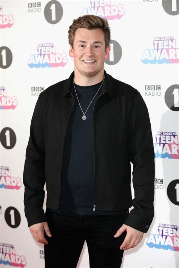Oli White Height, Weight, Net Worth, Age, Birthday, Wikipedia, Who, Instagram, Biography