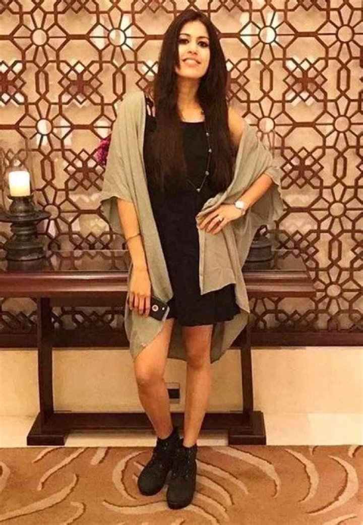 
Pankhuri Shrivastava Height, Weight, Net Worth, Age, Birthday, Wikipedia, Who, Nationality, Biography 