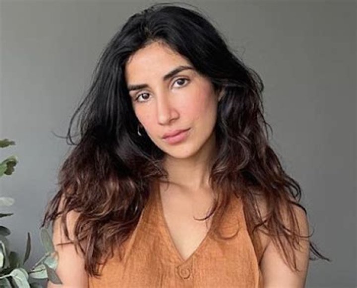 Parul Gulati Shares Swimsuit Photo of "Pool Day"