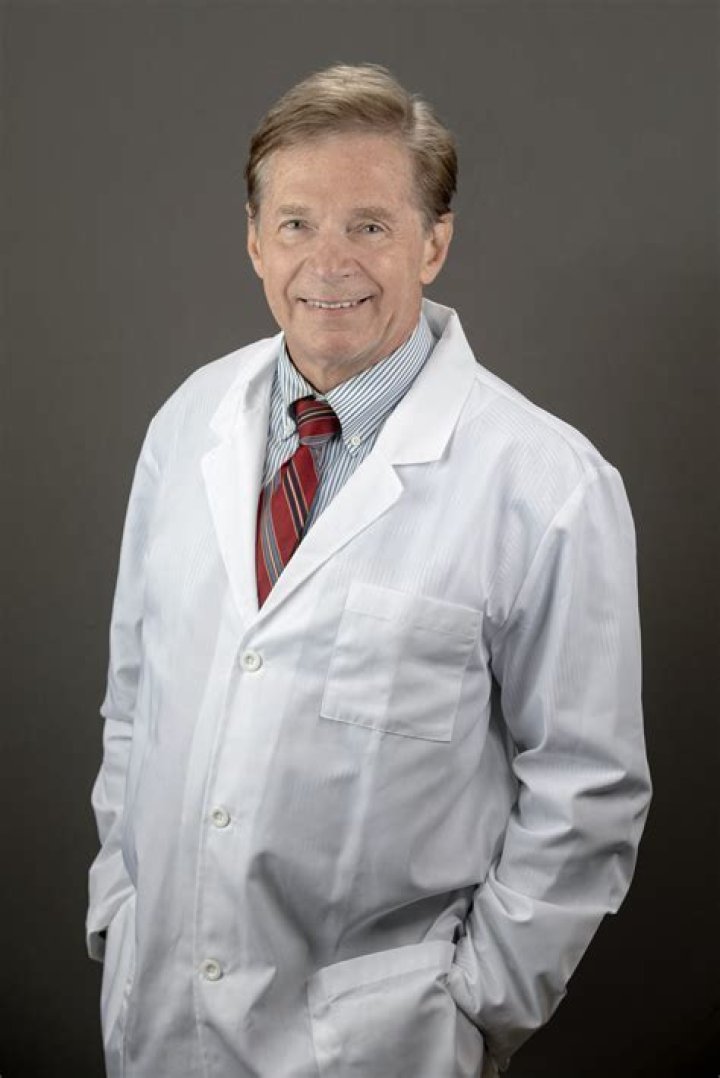 Dr. Paul Svitra, MD – New Hyde Park, NY