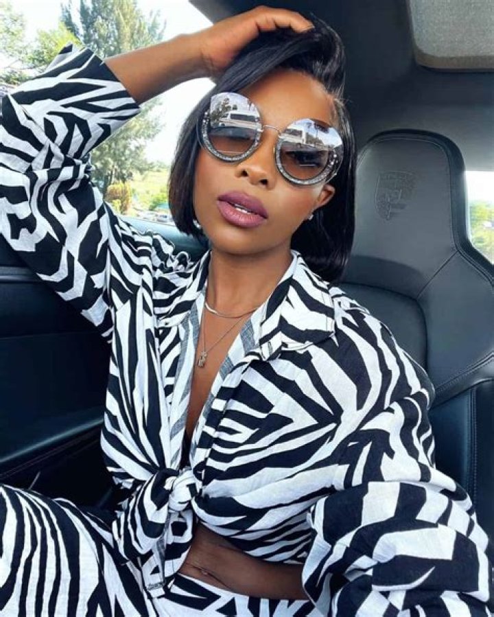 
Pearl Modiadie Height, Weight, Net Worth, Age, Birthday, Wikipedia, Who, Instagram, Biography 
