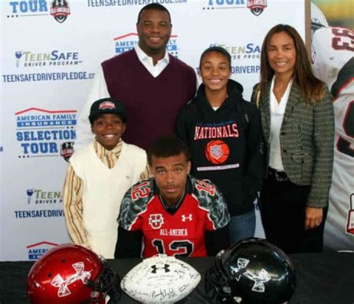 Pedro Rivera Jr Net Worth 2022, Wife, Children, New Girlfriend, All Facts