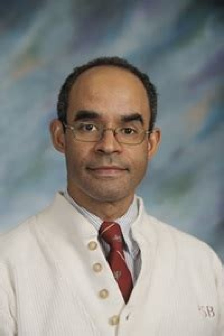 Dr. Peter Boone, MD – Bridgeport, CT