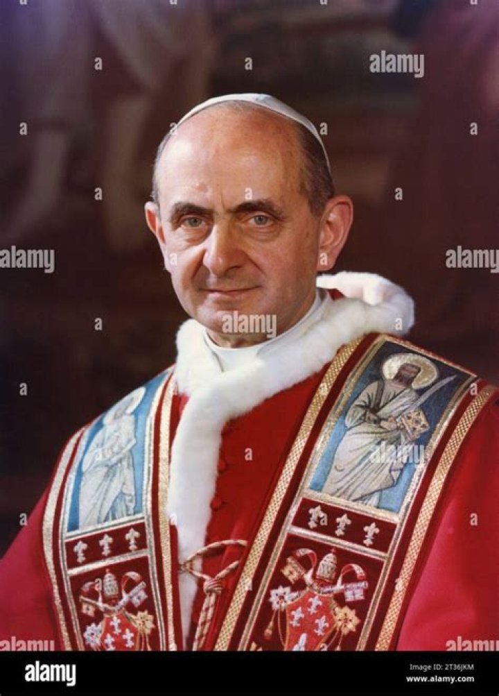 St. Paul VI Biography - Facts, Childhood, Family Life & Achievements