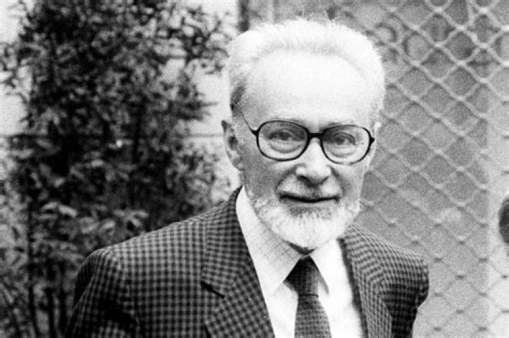 Primo Levi Biography – Facts, Childhood, Family Life, Career, Death.