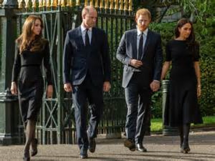 
Prince Harry, Prince William And More Royals Seen At Balmoral Castle Amid Queen Elizabeth’s Death 