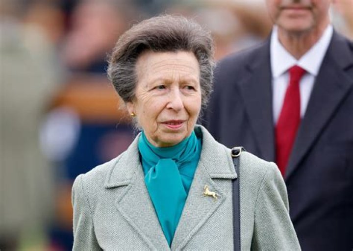 Princess Anne Biography - Facts, Childhood, Family Life & Achievements