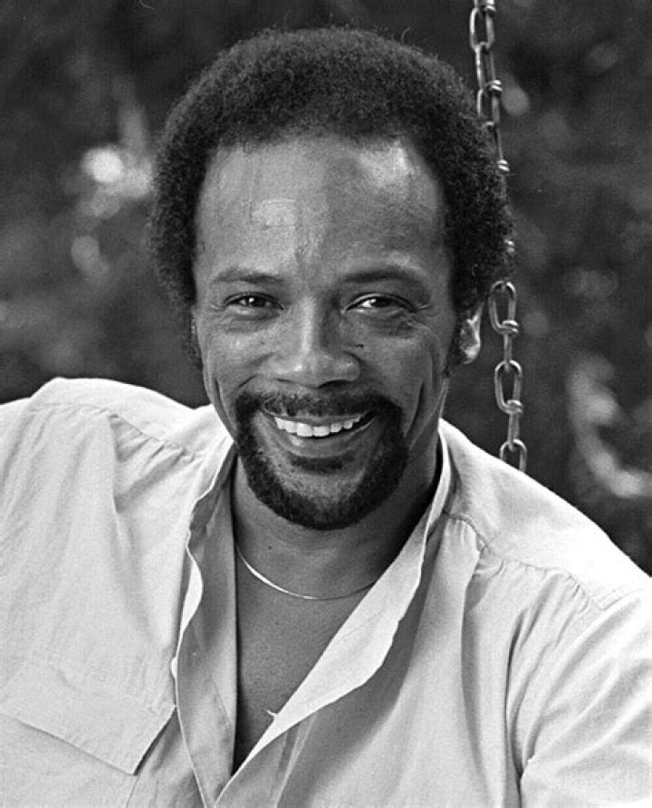 Quincy Jones Biography - Facts, Childhood, Family Life & Achievements