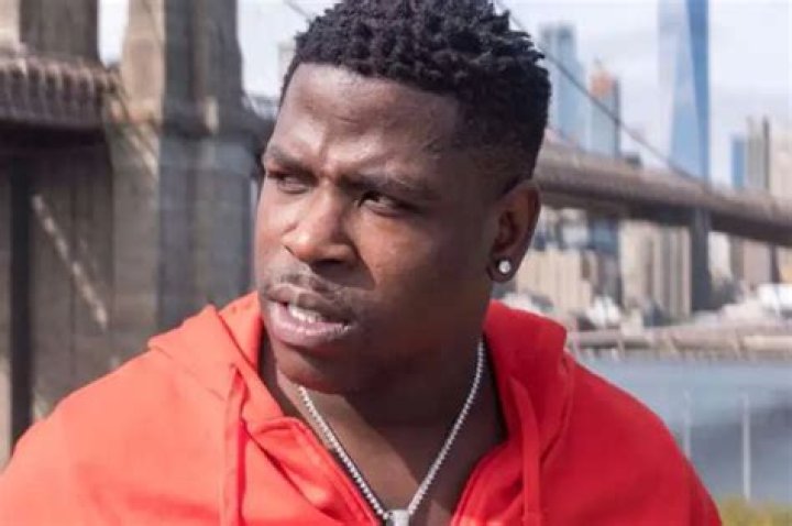 Rapper Casanova And His Wife Have Explicit Conversation Over IG Live While He Stays Behind Bars