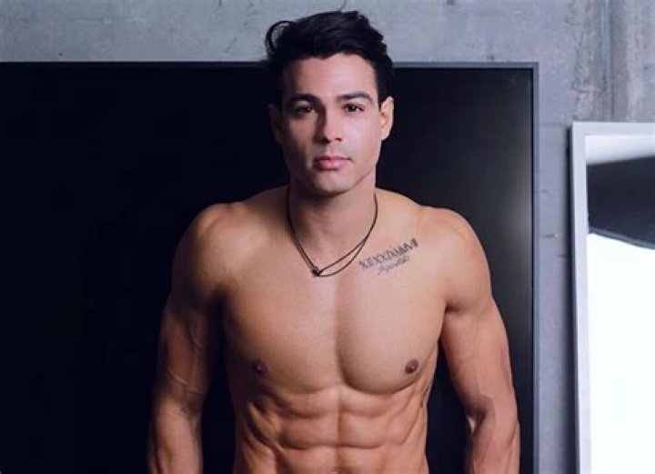 Ray Diaz Biography - Facts, Childhood, Family Life & Achievements