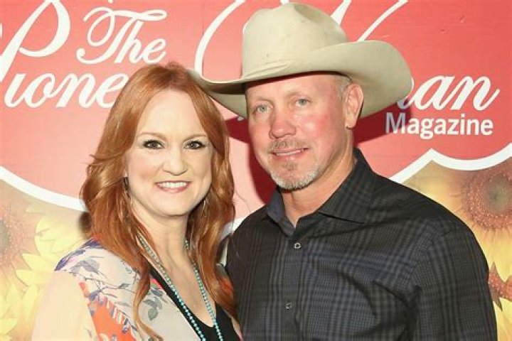 
Ree Drummond’s Husband Ladd Jokes Ree and Her Sister ‘Need to Go to the Bar a Little Less’ 