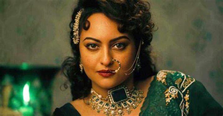 Reecha Sinha Height, Weight, Net Worth, Age, Birthday, Wikipedia, Who, Instagram, Biography