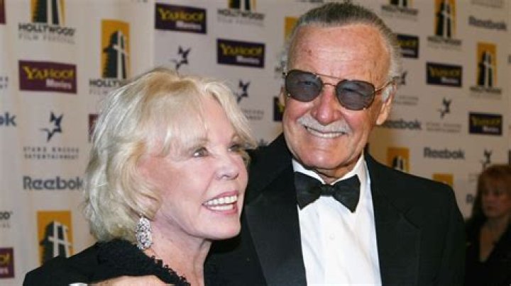 Remembering how Stan Lee celebrated Valentine’s Day brings tears to our eyes