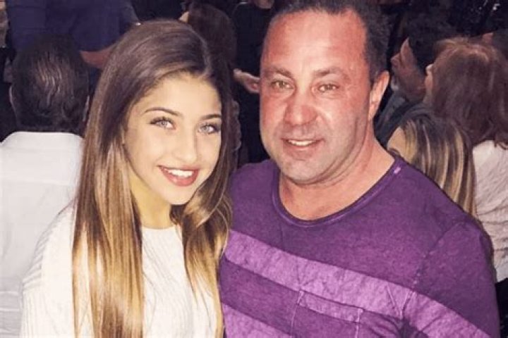 RHONJ – Joe Giudice Debuts New Chest Tattoo To Honor Oldest Daughter Gia