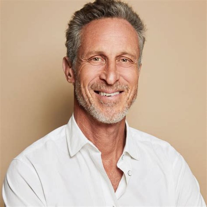 Dr. Richard Hyman, MD – Los Angeles, CA