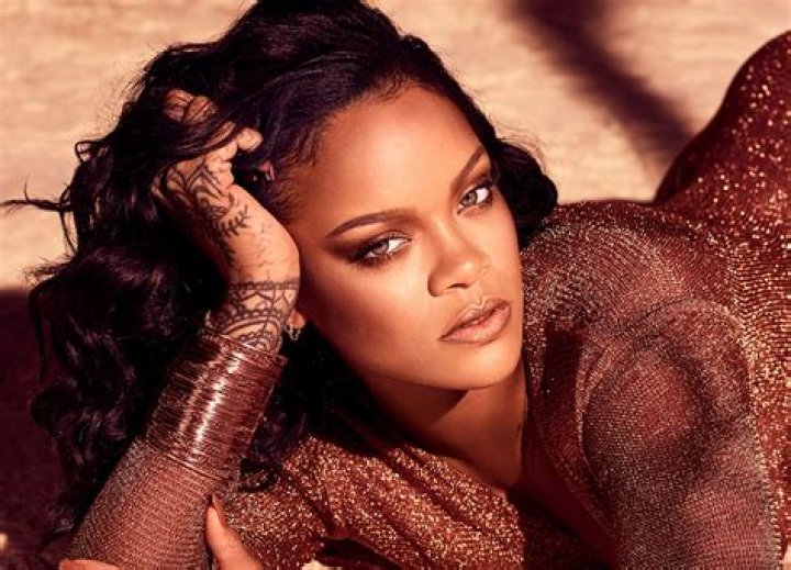 Rihanna Shows All-Natural Curves In Seductive New Photos