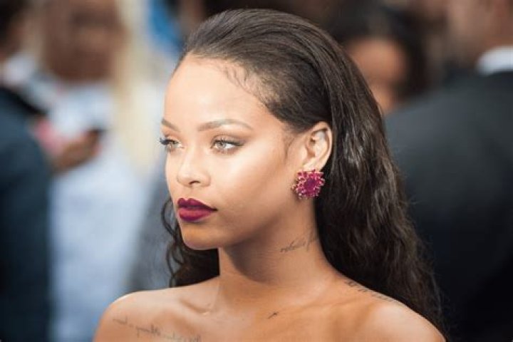 Rihanna’s Racy Lingerie Photo On The Terrace Shows Fans What Their Queen Is Working With