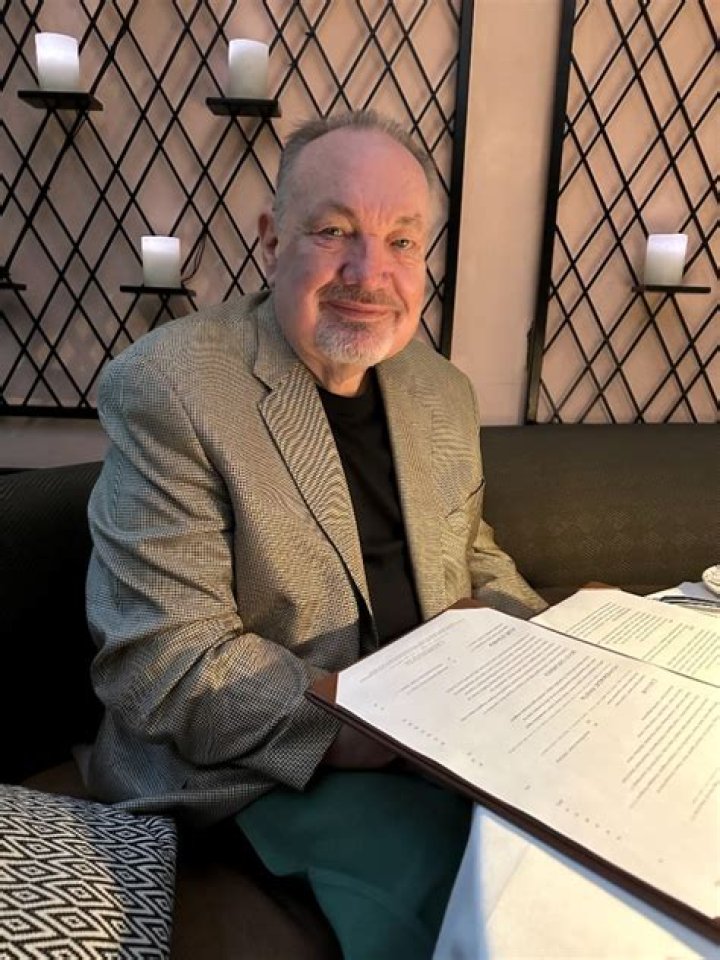 Dr. Robert Helm Jr., MD – Portsmouth, NH