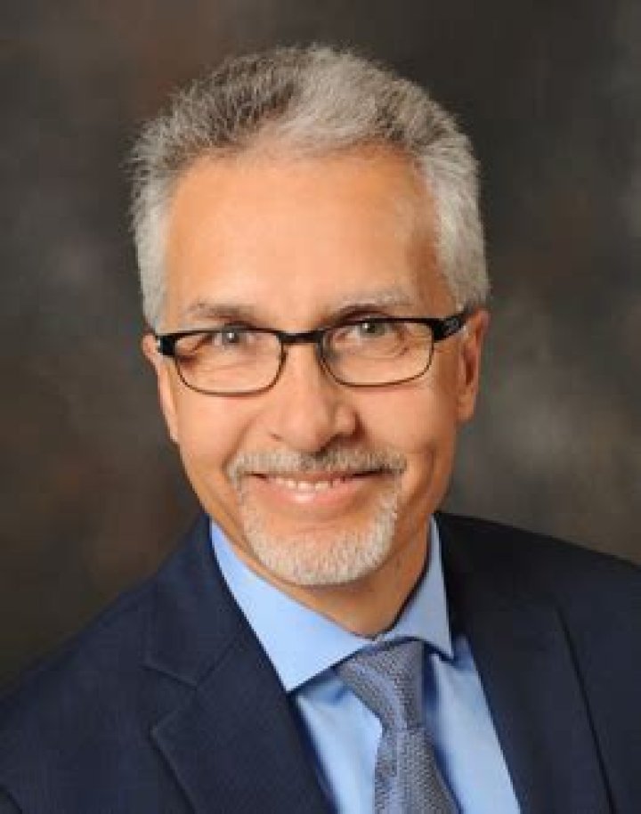 Dr. Robert Lopez, MD – Hempstead, NY