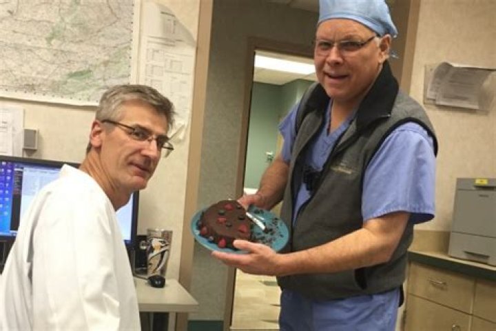 Dr. Robert Sinard, MD – Nashville, TN
