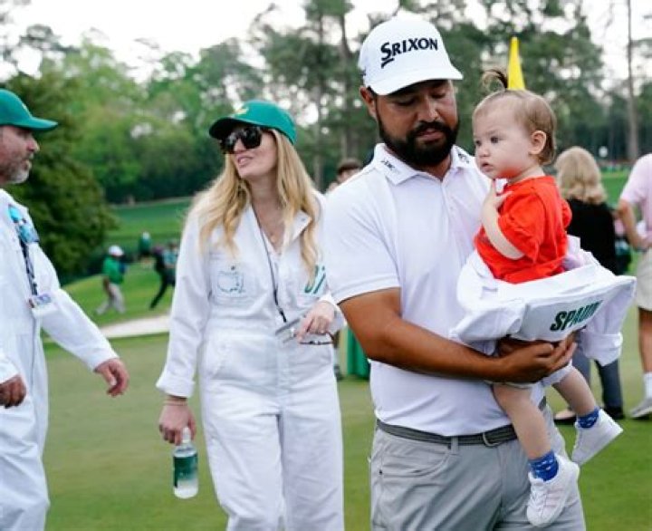 Roger Rowland Wiki, age, height, nationality, wife, family, caddie, ranking, career earnings, net worth