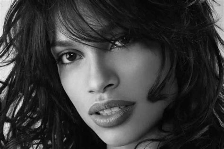 Rosario Dawson Insinuates That Her 2018 ‘Come-Out’ Post Was Partially True