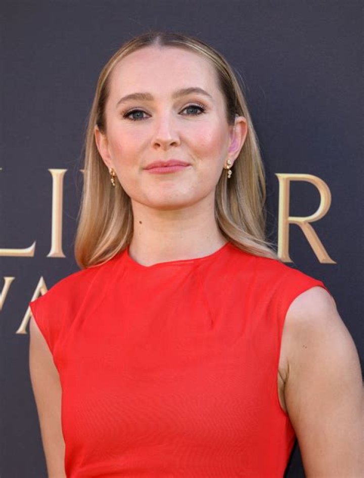 
Rose Ayling Ellis Height, Weight, Net Worth, Age, Birthday, Wikipedia, Who, Nationality, Biography 
